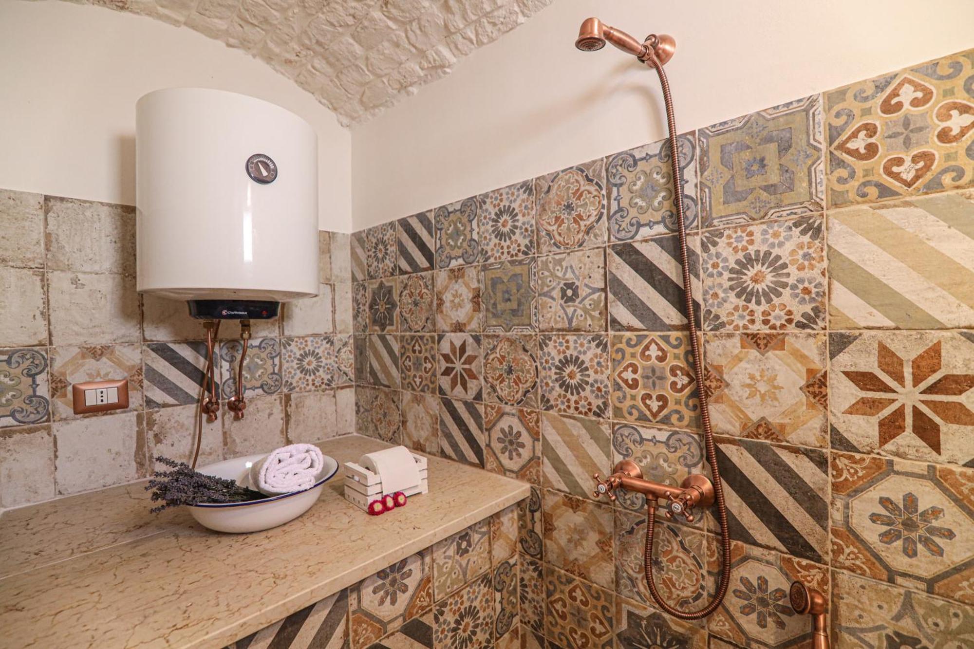 Domus Petra 104 Bed & Breakfast Ceglie Messapica Exterior photo