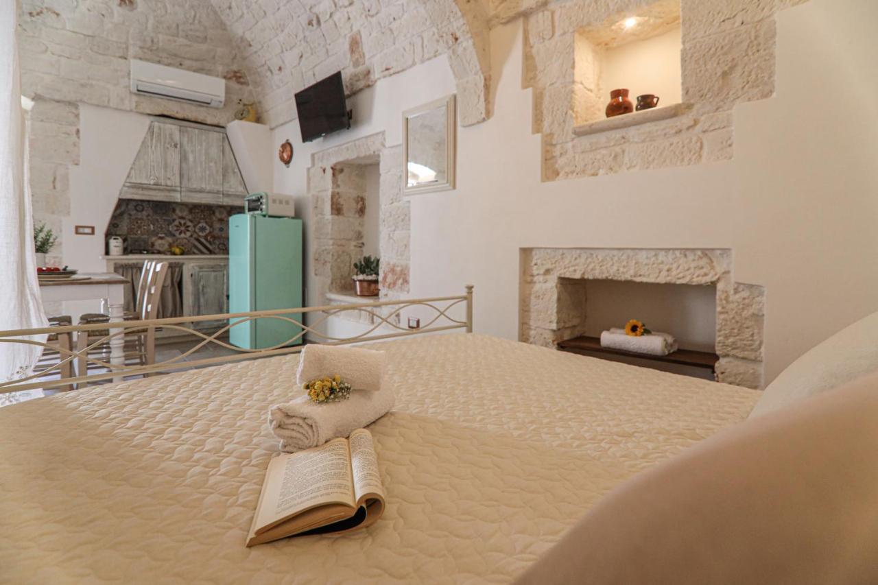 Domus Petra 104 Bed & Breakfast Ceglie Messapica Exterior photo